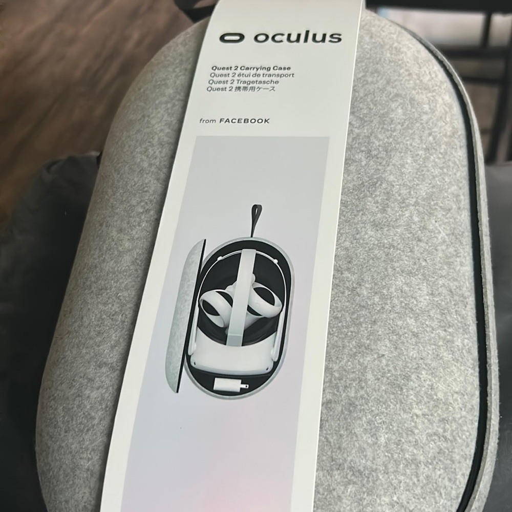 A oculus case